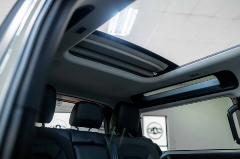 Used 2021 Land Rover Defender 90 First Edition image 65
