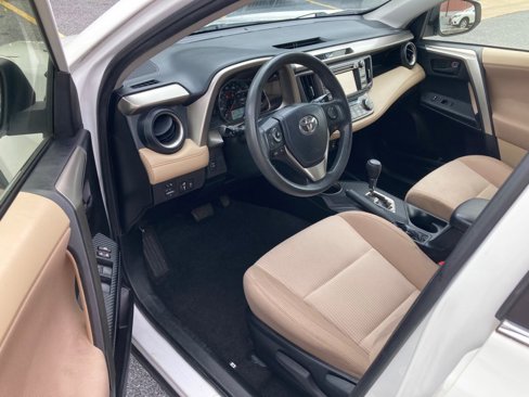 Used 2013 Toyota RAV4 XLE image 7