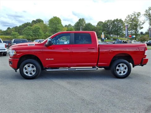 Used 2024 RAM 2500 Big Horn w/ Sport Appearance Package image 7