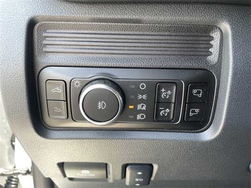 New 2025 Ford F250 Platinum image 26