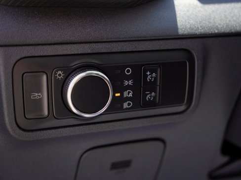 Used 2024 Ford Mustang EcoBoost image 15