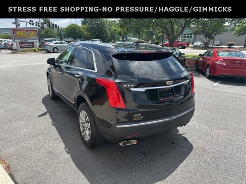 Used 2017 Cadillac XT5 Luxury image 3