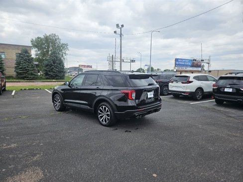 Used 2020 Ford Explorer ST image 3