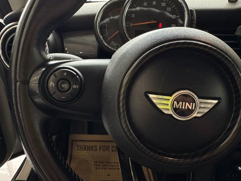 Used 2014 MINI Cooper 2-Door Hardtop image 14