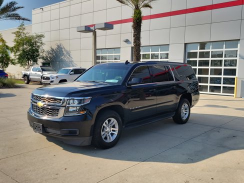 Used 2018 Chevrolet Suburban LT image 32