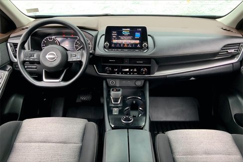 Used 2023 Nissan Rogue SV image 15
