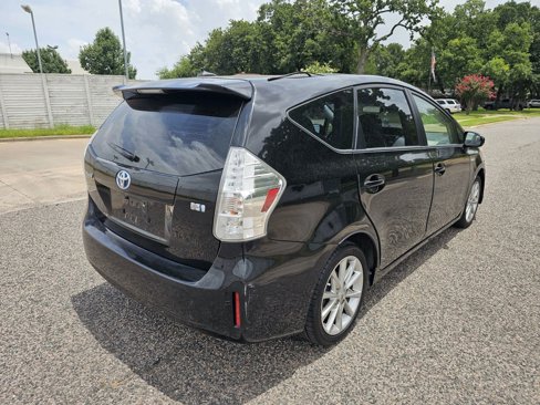 Used 2012 Toyota Prius V Two image 3