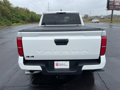 New 2025 Toyota Tacoma TRD Sport image 4