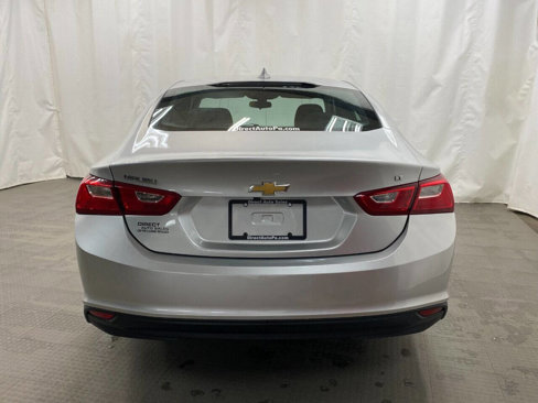 Used 2018 Chevrolet Malibu LT image 8
