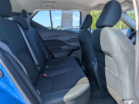 Used 2024 Nissan Kicks SV image 30