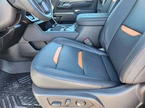 New 2025 GMC Sierra 2500 AT4 w/ AT4 Premium Plus Package image 7
