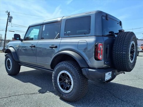 New 2025 Ford Bronco Badlands image 2