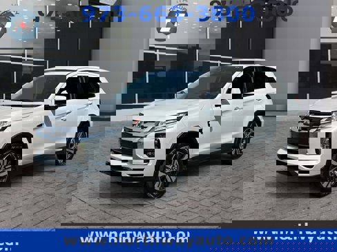 Used 2024 Mitsubishi Outlander Sport ES image 1