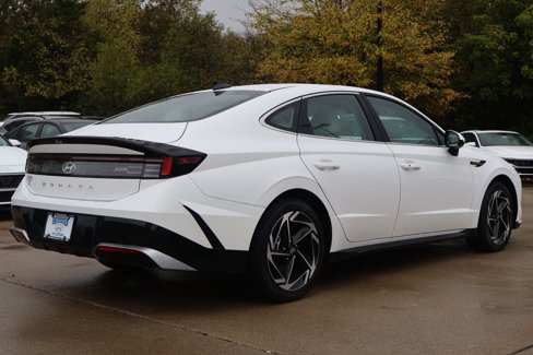 New 2026 Hyundai Sonata SEL image 5