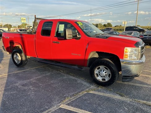 Used 2013 Chevrolet Silverado 2500 W/T w/ Snow Plow Prep Package image 3