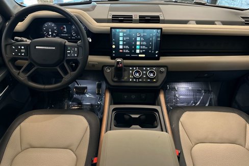 Used 2024 Land Rover Defender 130 X image 13