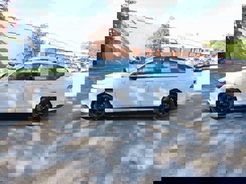 New 2025 Honda Accord SE image 3