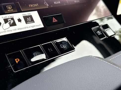 New 2026 INFINITI QX80 Sensory image 6