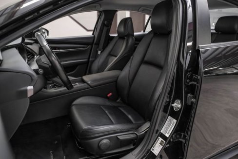 Used 2021 MAZDA MAZDA3 s image 4