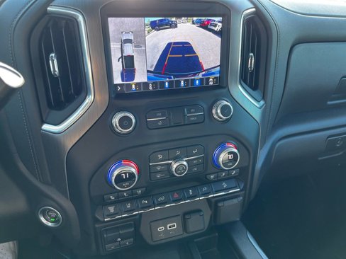 Used 2022 GMC Sierra 3500 Denali w/ Denali Ultimate Package image 16