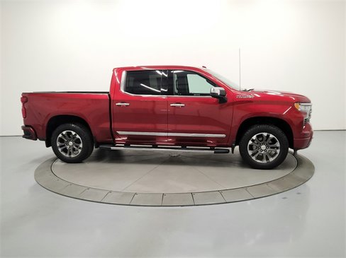 Used 2025 Chevrolet Silverado 1500 High Country w/ Technology Package image 9