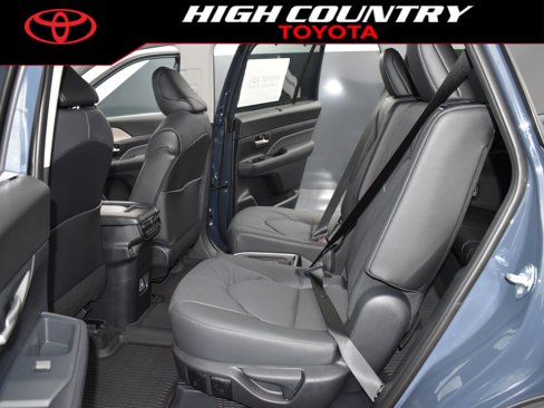 New 2026 Toyota Grand Highlander Limited image 13