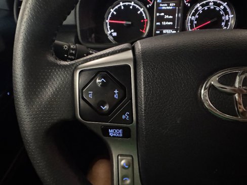 Used 2022 Toyota 4Runner Limited image 25