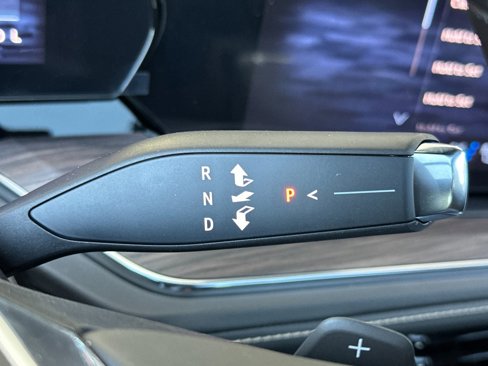 New 2025 Chevrolet Tahoe Premier w/ Sun And Tow Package image 27