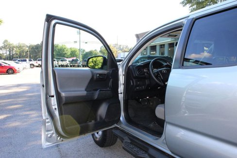 Used 2022 Toyota Tacoma SR image 23