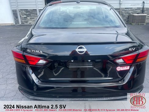 Used 2024 Nissan Altima 2.5 SV image 4