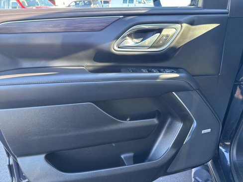 Used 2023 Chevrolet Tahoe Z71 w/ Z71 Off-Road Package image 16