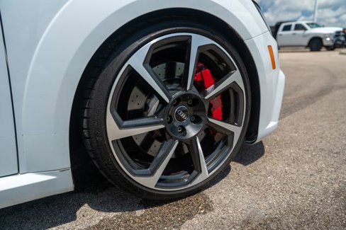 Used 2018 Audi TT RS image 9