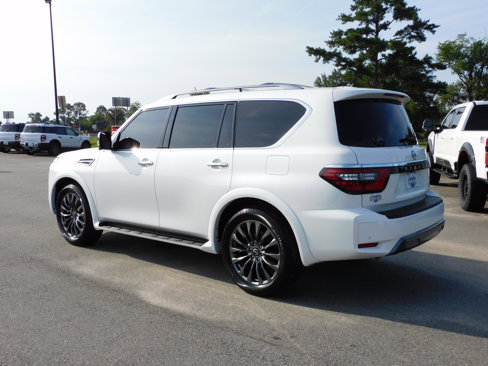 Used 2024 Nissan Armada Platinum image 10