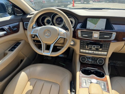 Used 2014 Mercedes-Benz CLS 550 4MATIC image 16