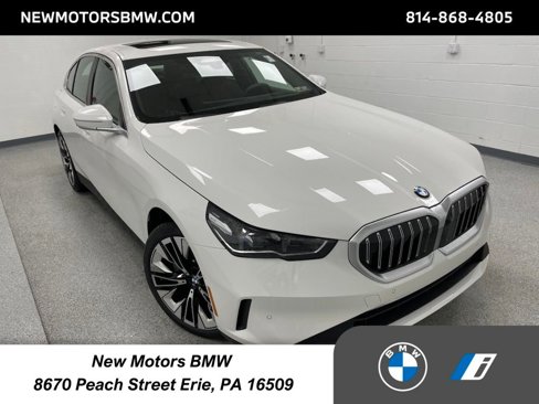 New 2025 BMW 530i xDrive image 1