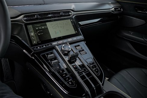 New 2026 Aston Martin V8 Vantage Coupe image 27