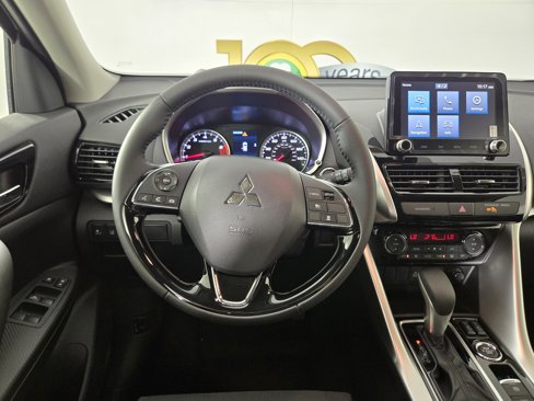New 2025 Mitsubishi Eclipse Cross SE image 13