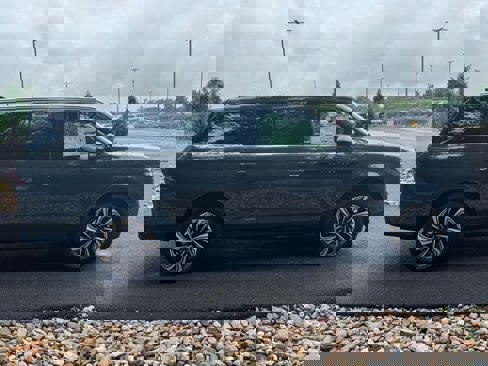 New 2025 Lincoln Navigator Black Label image 6