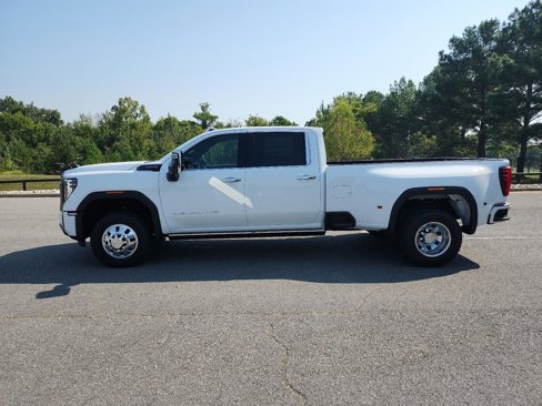 New 2026 GMC Sierra 3500 Denali Ultimate image 2