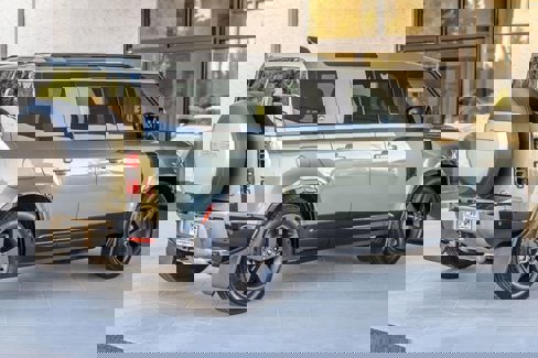 Used 2022 Land Rover Defender 110 X-Dynamic HSE image 9