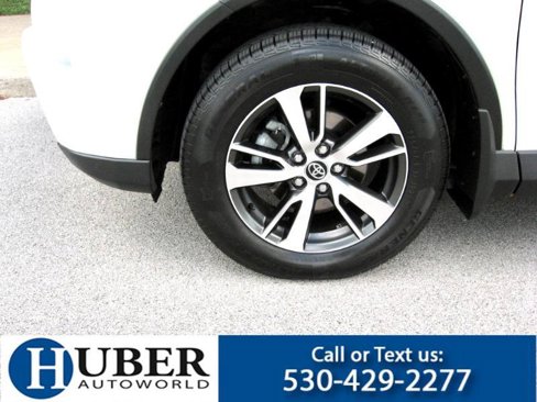 Used 2018 Toyota RAV4 XLE image 14