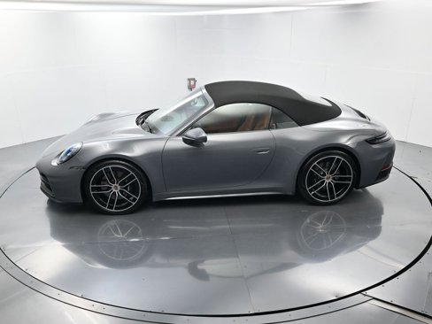 Certified 2025 Porsche 911 Carrera image 36