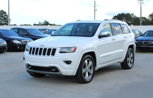 Used 2014 Jeep Grand Cherokee Overland w/ Trailer Tow Group IV image 3