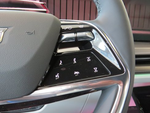 New 2026 Cadillac Vistiq Luxury w/ LPO, Floor Liner Package image 25