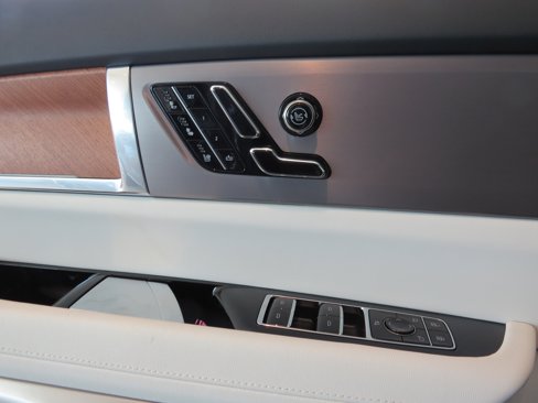 New 2026 Cadillac Vistiq Luxury w/ LPO, Floor Liner Package image 27