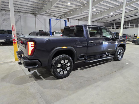 Used 2024 GMC Sierra 2500 Denali w/ Technology Package image 17