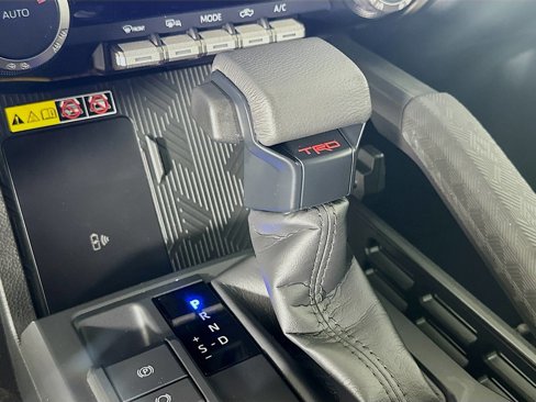 Used 2024 Toyota Tacoma TRD Sport image 25