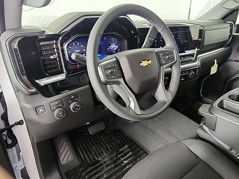 New 2026 Chevrolet Silverado 2500 LT image 18