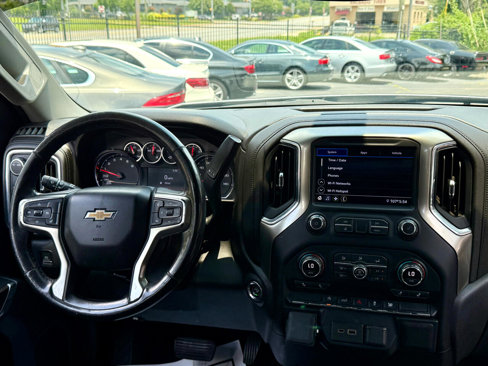 Used 2020 Chevrolet Silverado 1500 LT w/ All-Star Edition image 30