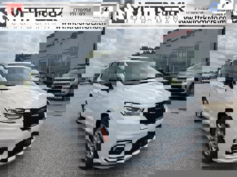 New 2025 Chrysler Pacifica Select image 1